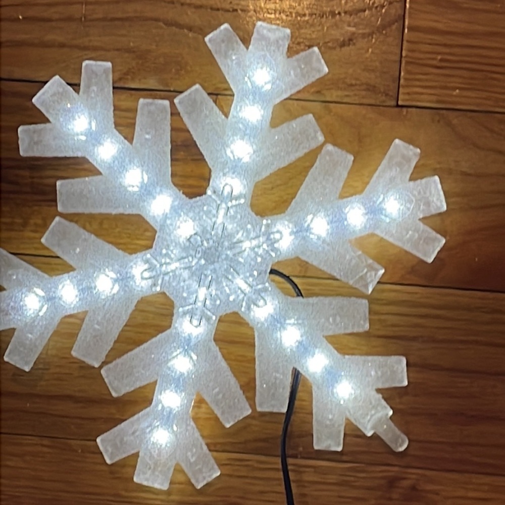 NEW Light up ice snowflake CHRISTMAS white lights tree topper LIT SHOOTING STAR